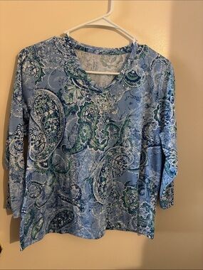 Allison Daley Light Blue Paisley V-Neck Long Sleeve Top